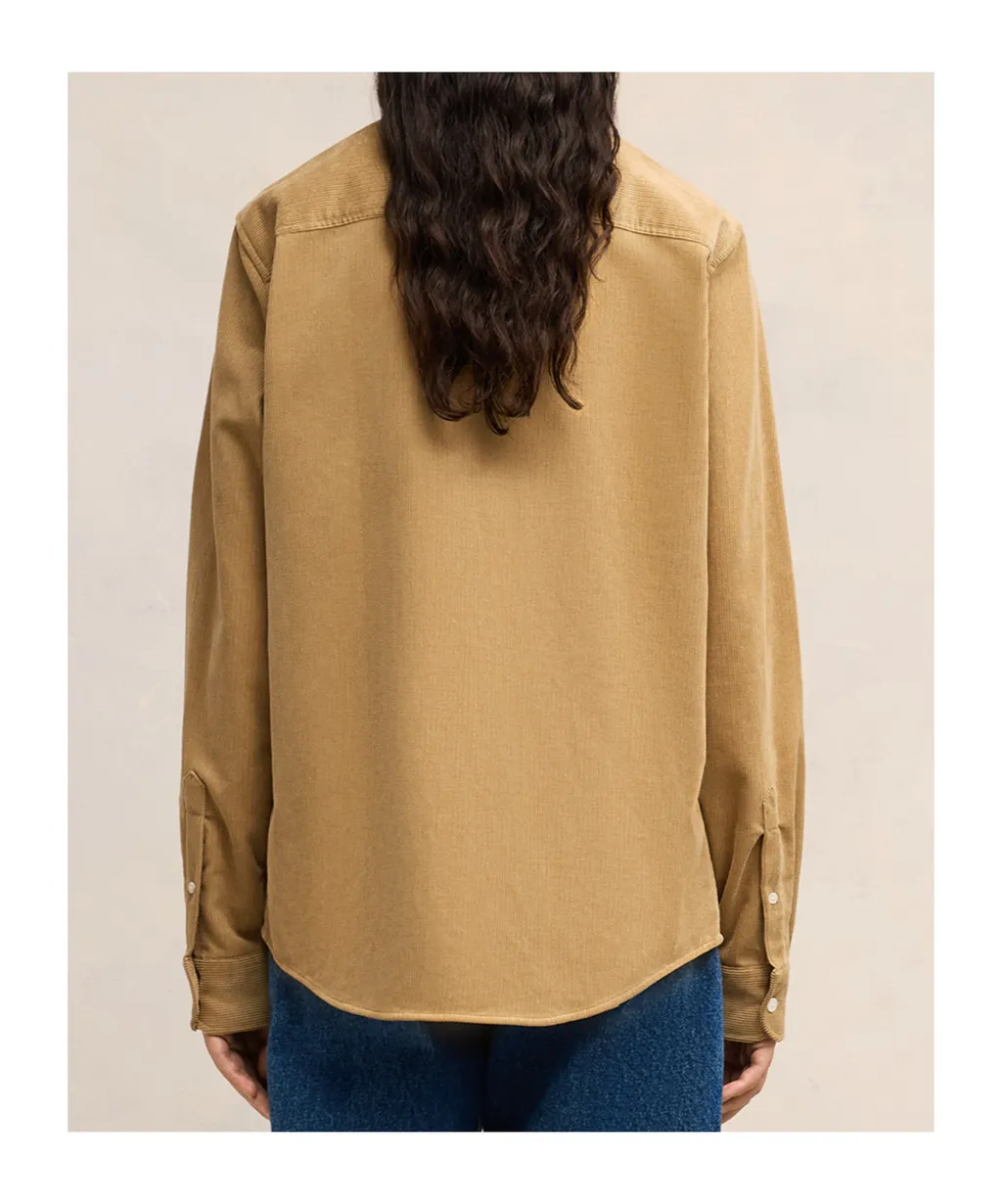 Long-Sleeved Buttoned Shirt