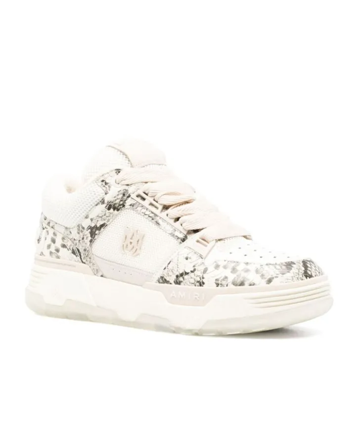 Lace-Up Logo Low-Cut Casual Shoes