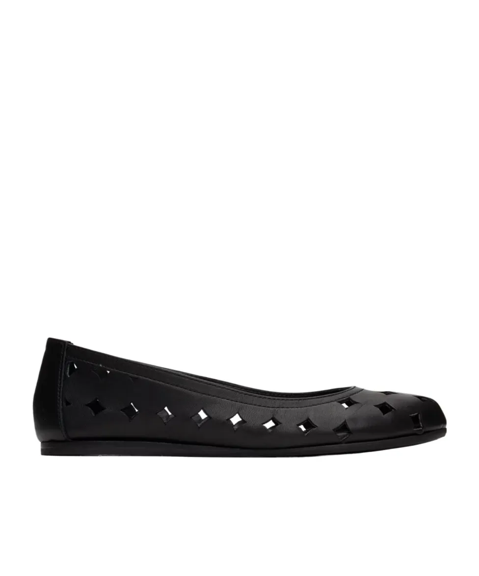 Round Toe Ballet Flats