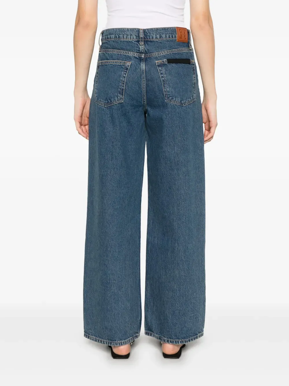 Straight Jeans