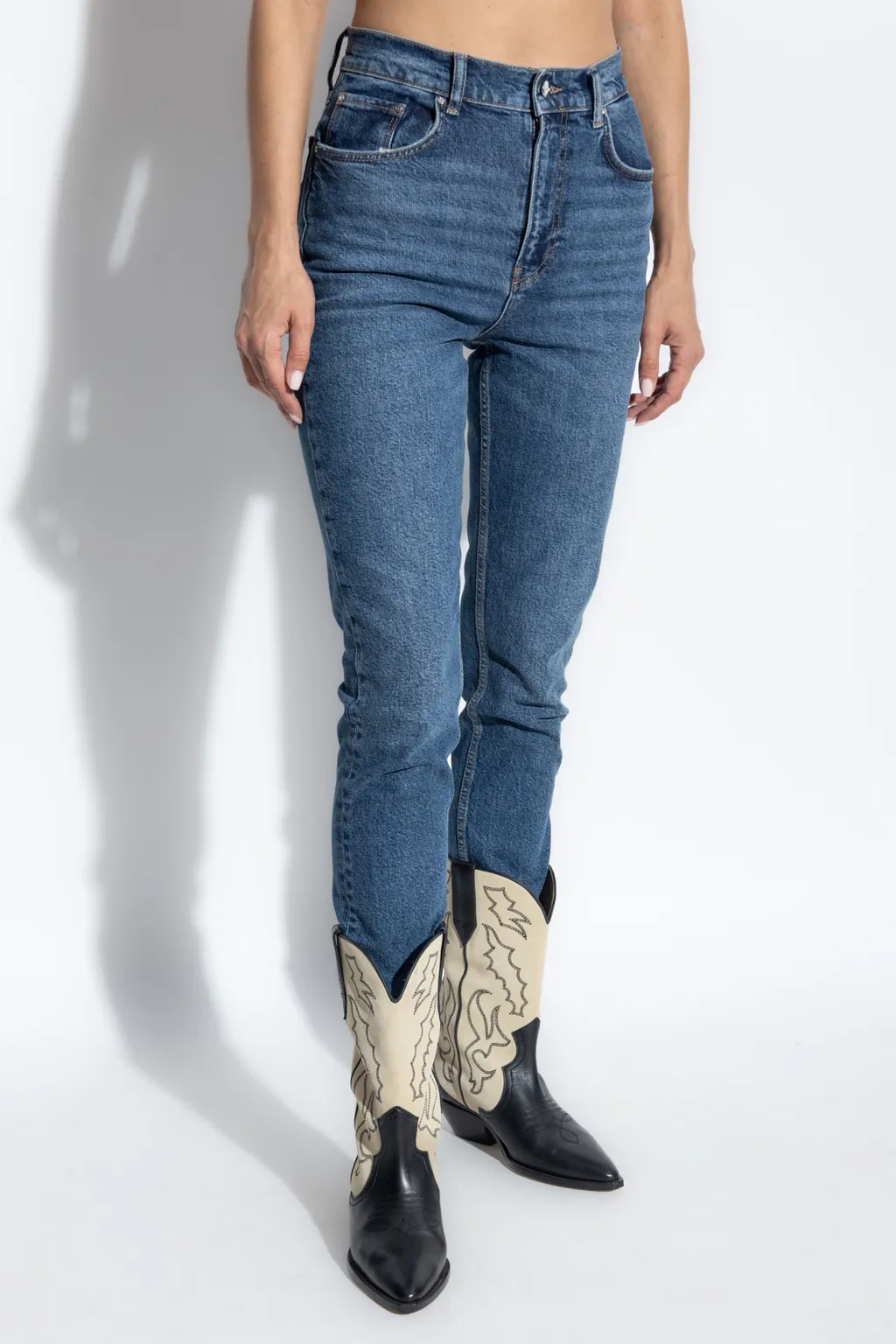 Belt-Loop Jeans