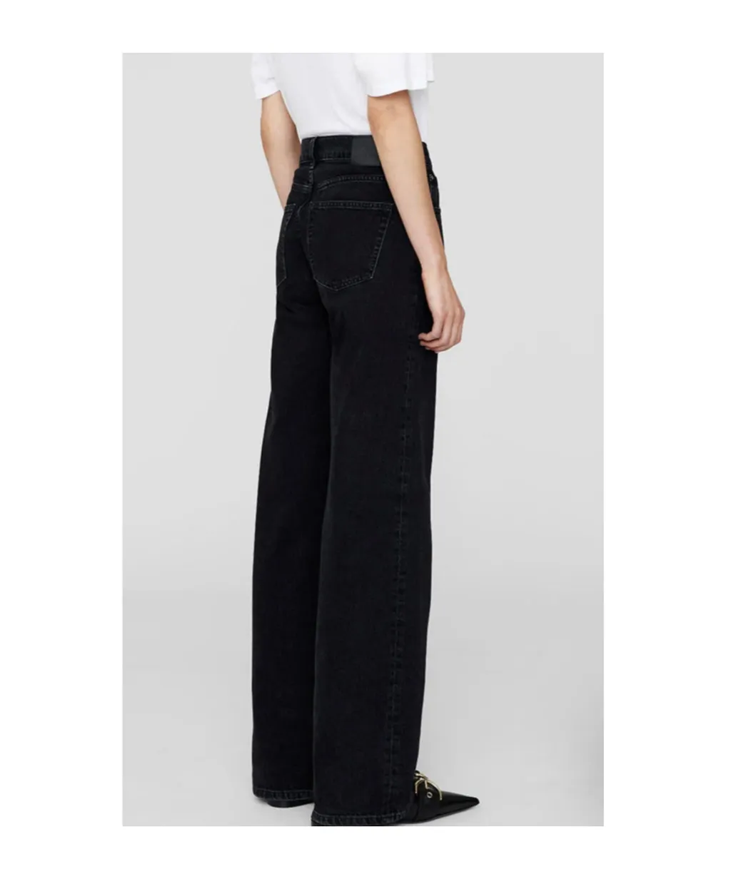 Logo-Patch Wide-Leg Denim Jeans