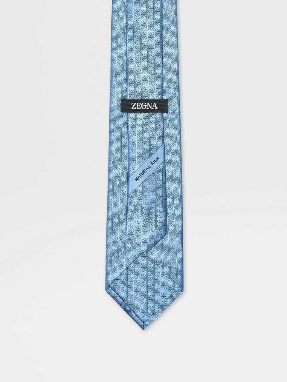 Jacquard Pointed Tip Tie