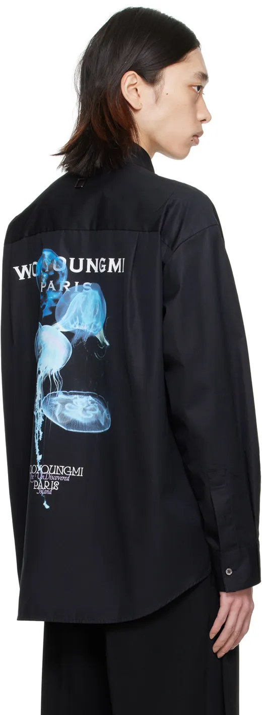 Point-Neck Long-Sleeved Shirt