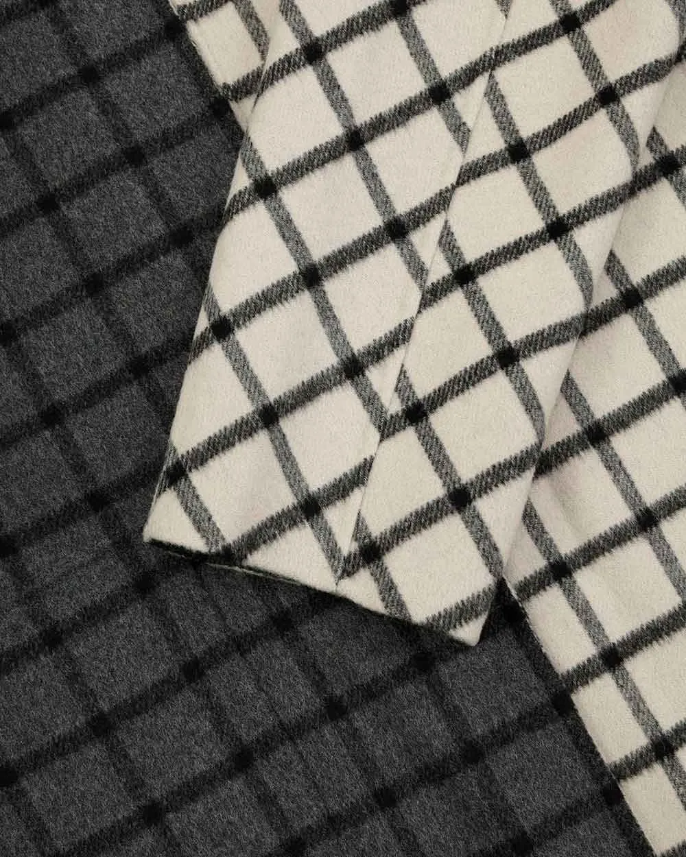 Round-Necked Plaid Coat