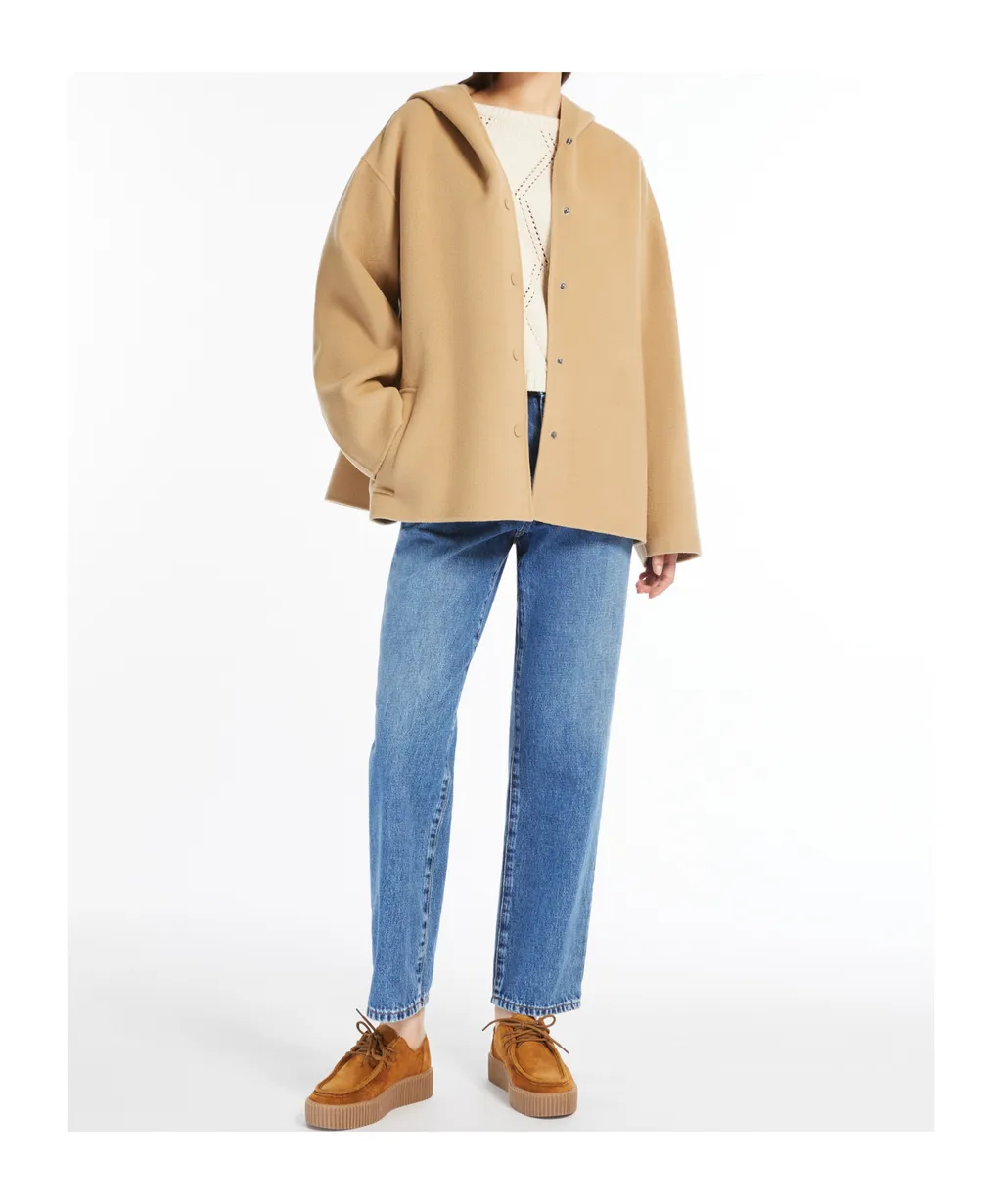 Buttoned Long-Sleeved Coat
