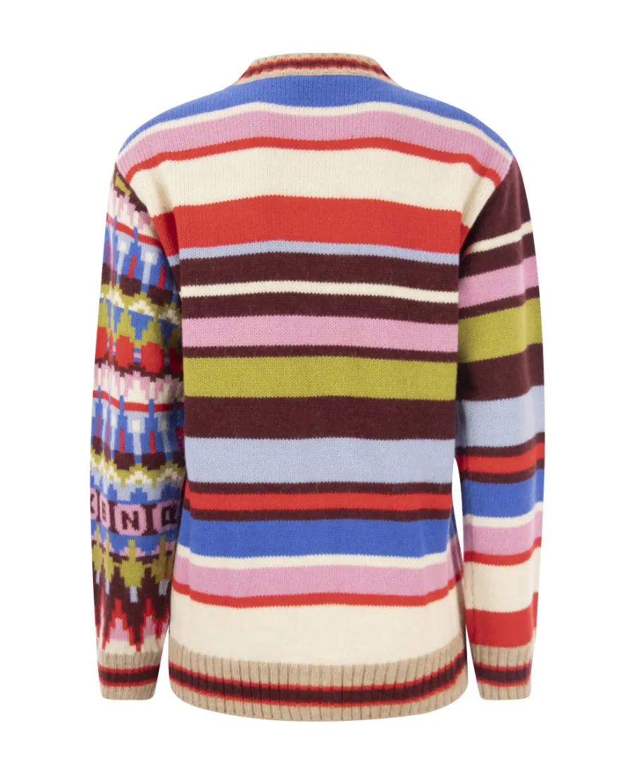 V-Neck Long-Sleeved Sweater