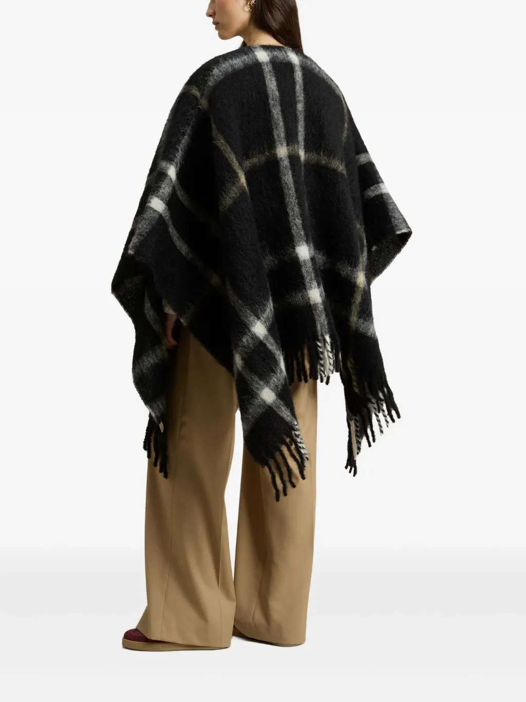 Fringed Cape