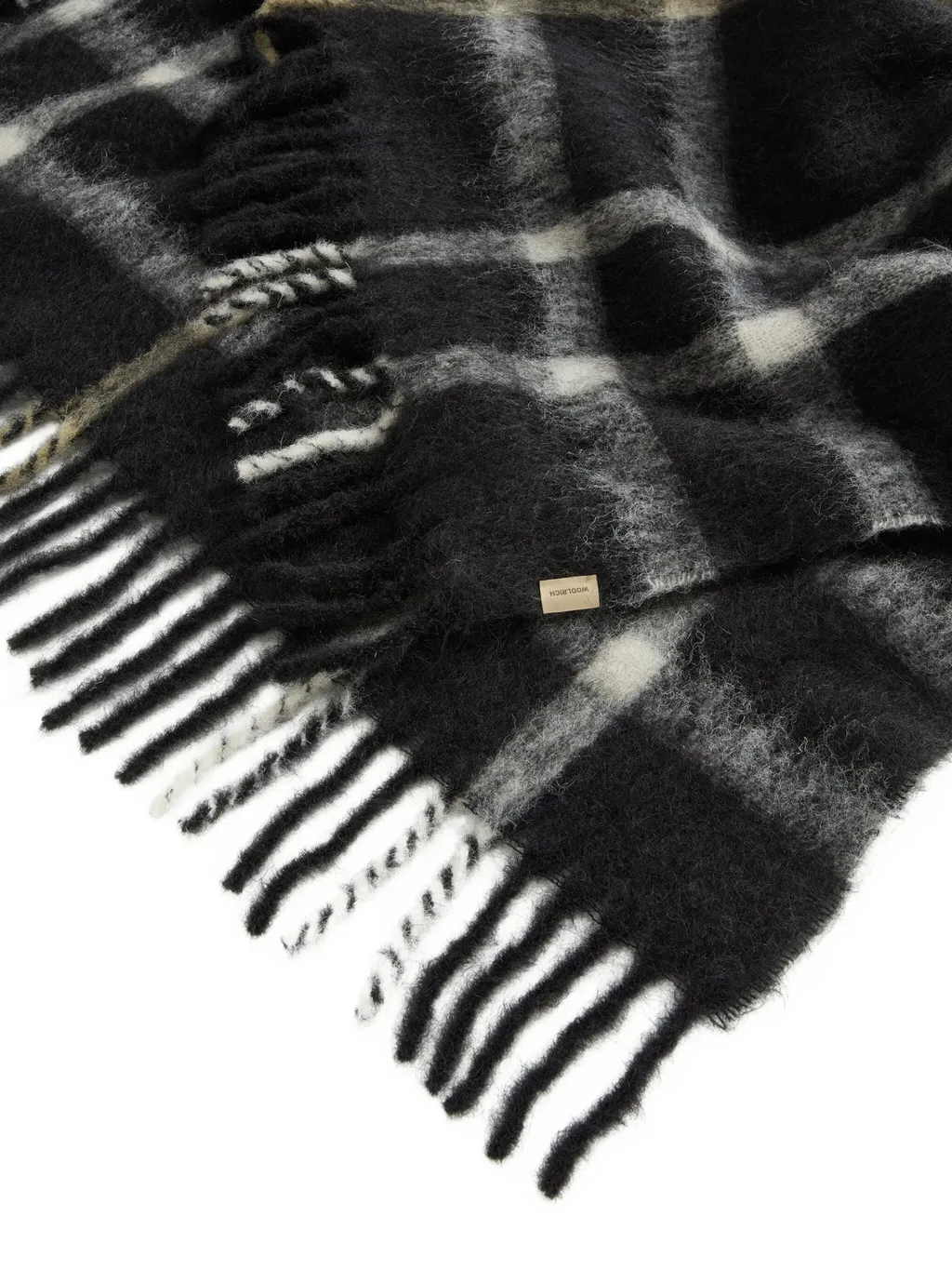 Fringed Cape
