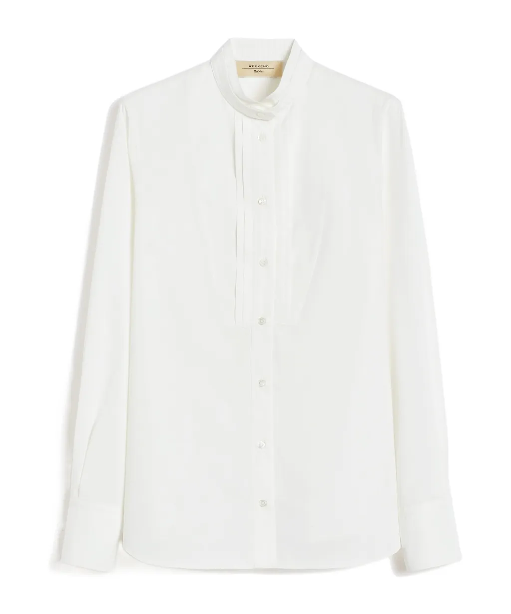 Button-Up Long-Sleeved Shirt