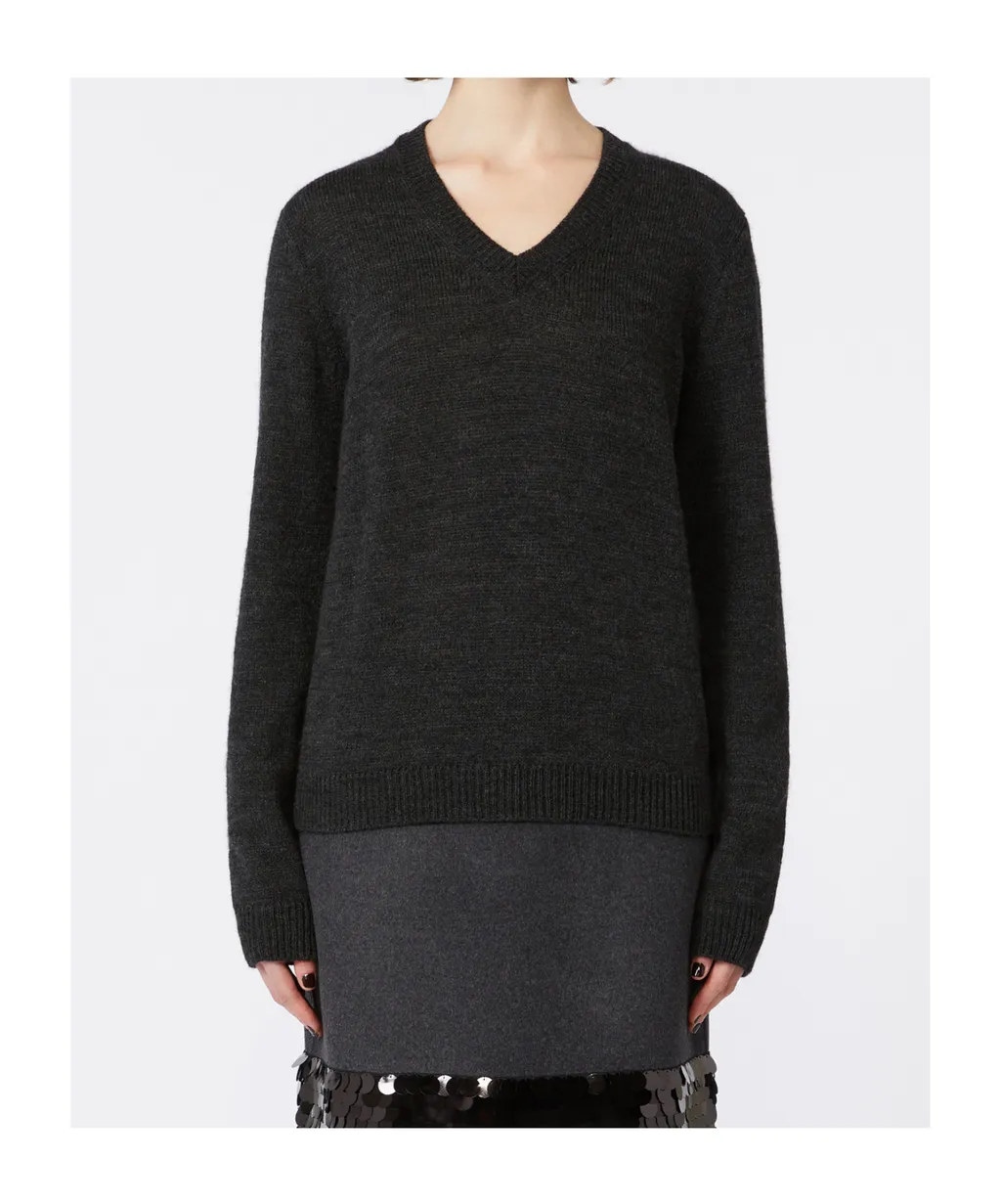 Long-Sleeved Pullover