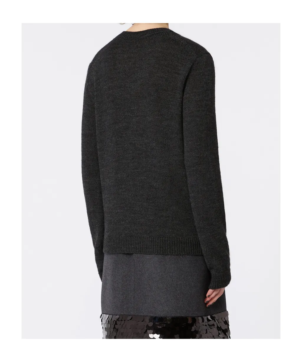 Long-Sleeved Pullover