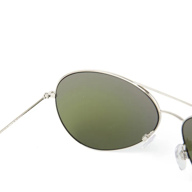 Classic Pilot Style Sunglasses