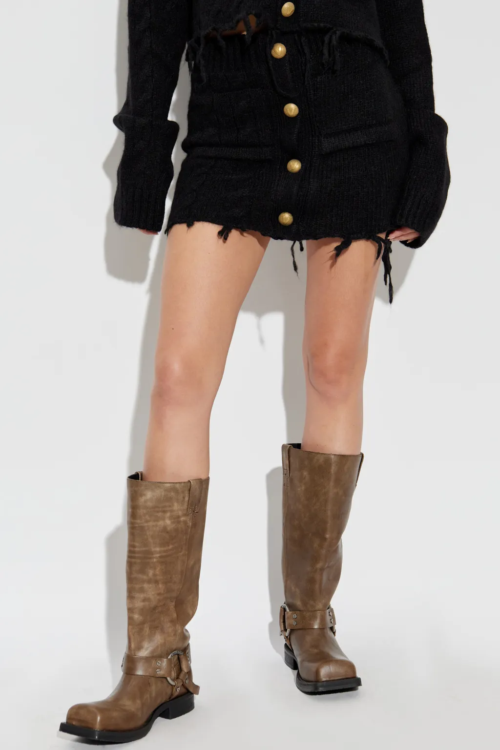 Button Detailed Distressed Skirt