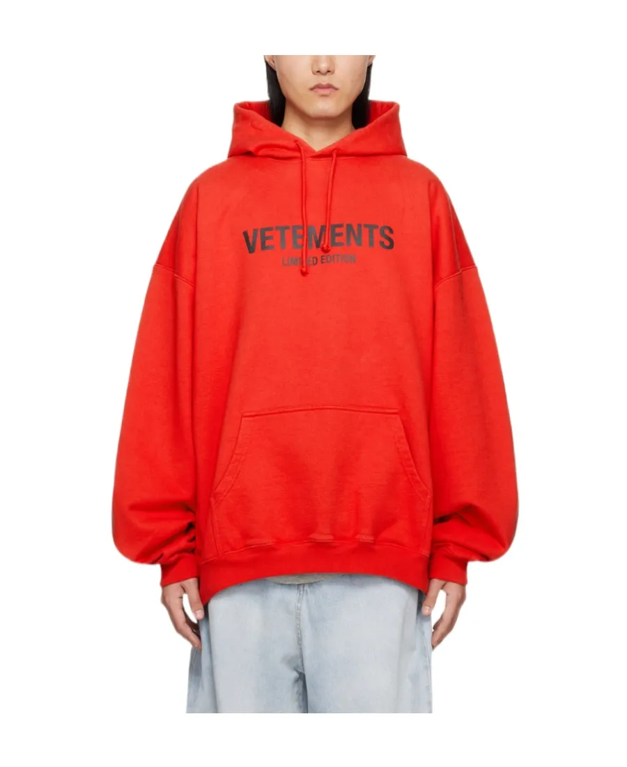 Long-Sleeved Hooded Sweater