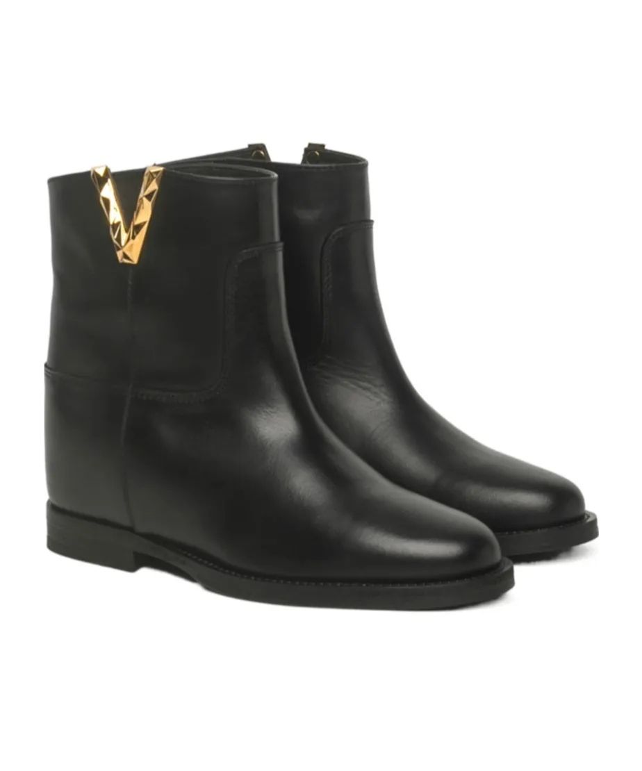 Split Detail Short Boots