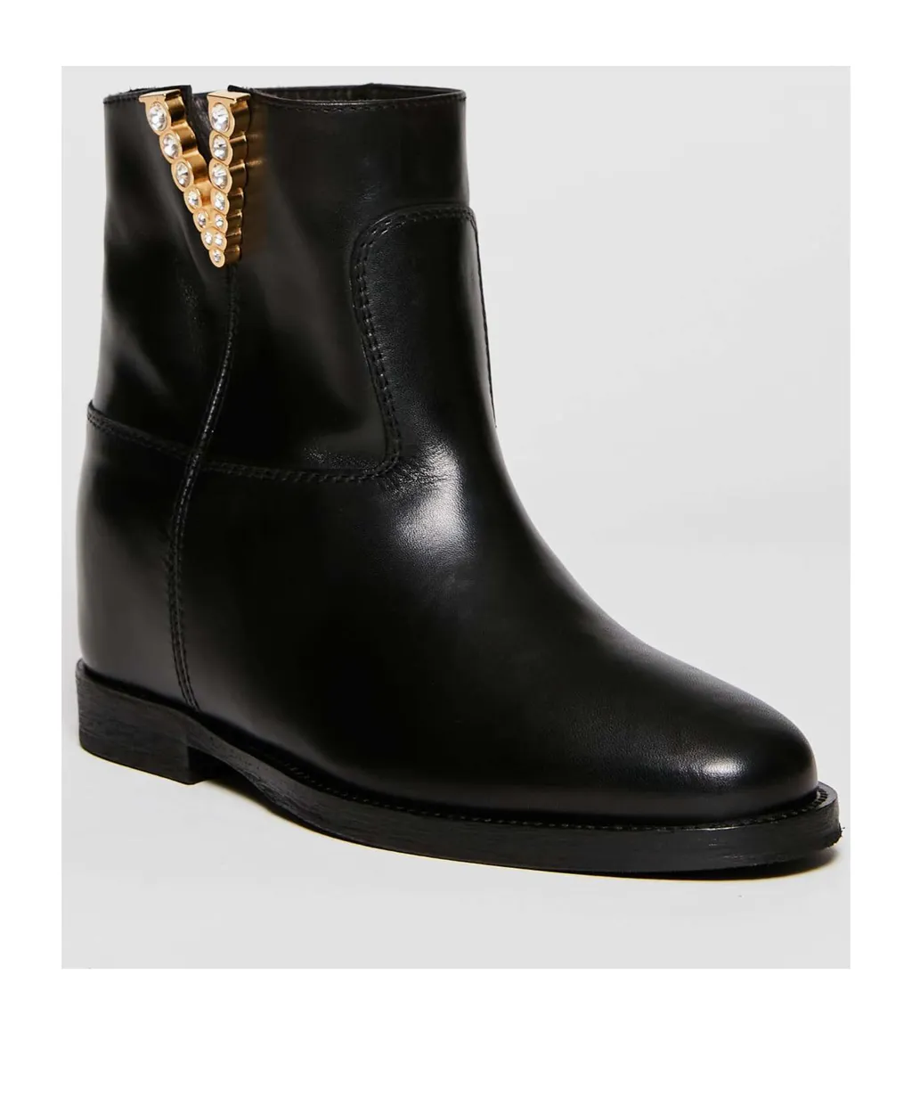 Logo Details Short Boots