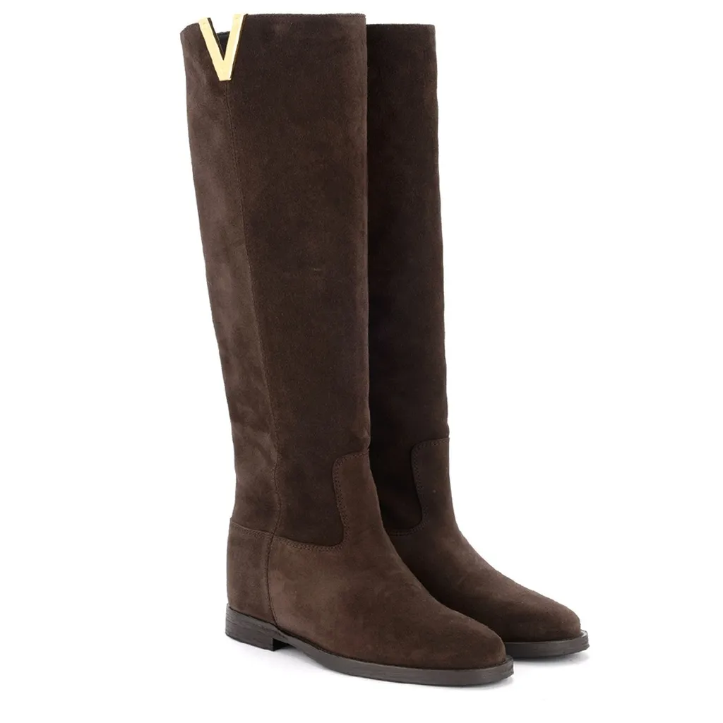 V-Shaped Logo High Boots