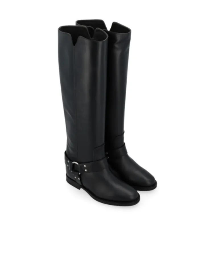 Round-Head Boots