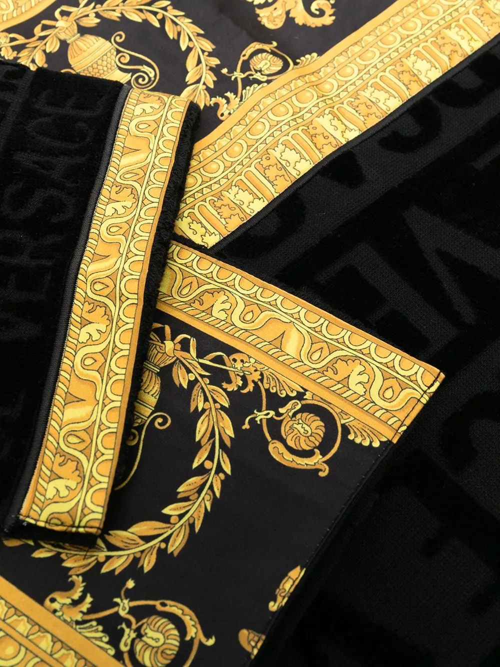 Baroque Detailed Beach Towel Set
