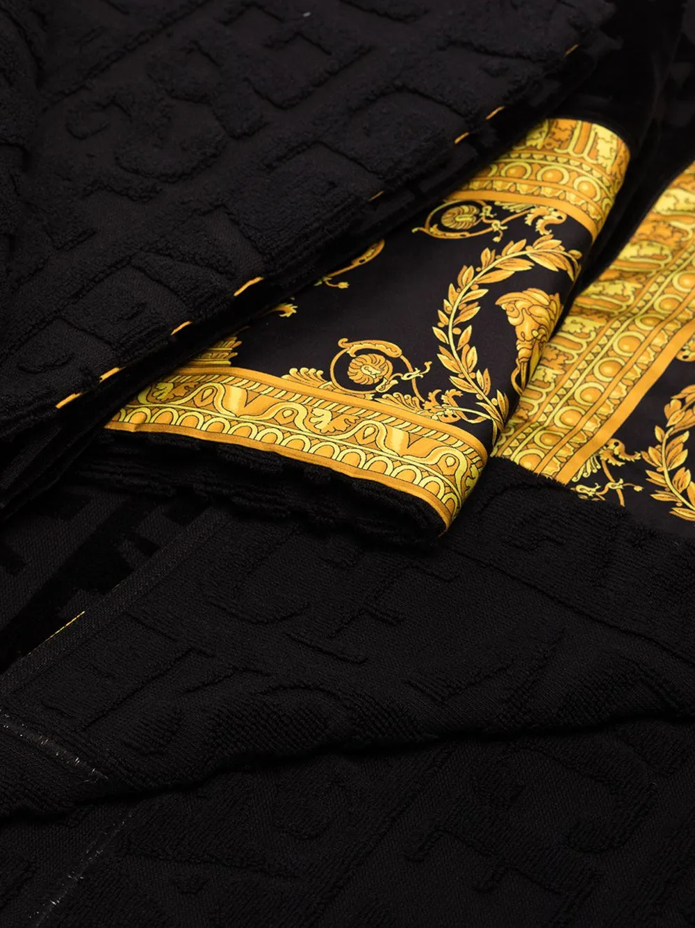 Baroque Detailed Beach Towel Set