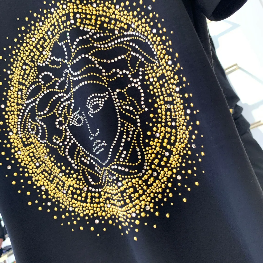 Medusa Head Studded T-Shirt
