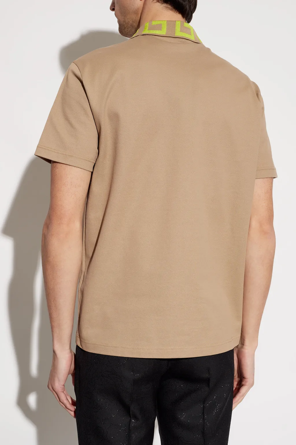 Medusa Embroidered Short Sleeved Polo Shirt