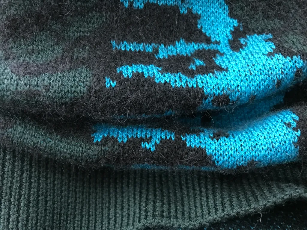 Long-Sleeved Knitted Sweater