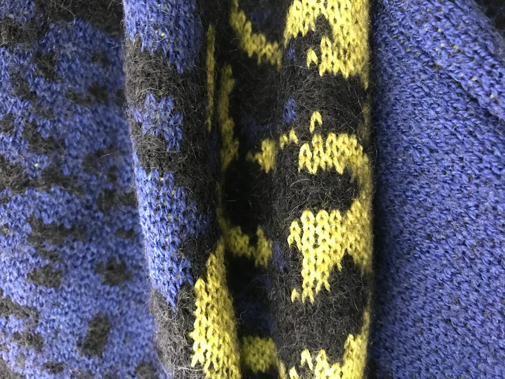 Long-Sleeved Knitted Sweater