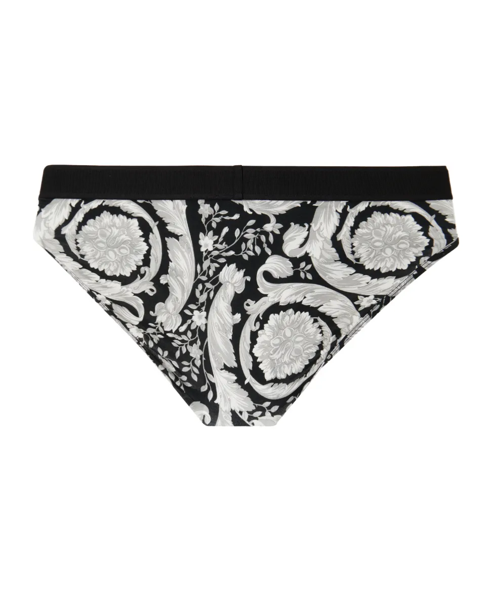 Logo Briefs