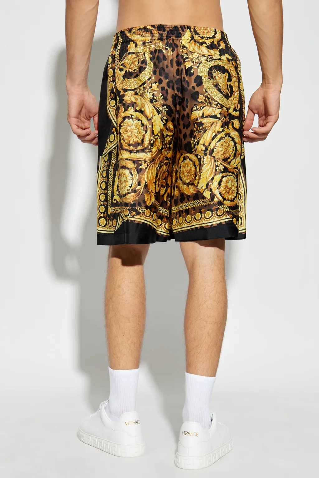 Pattern-Printed Elasticated-Waistband Shorts