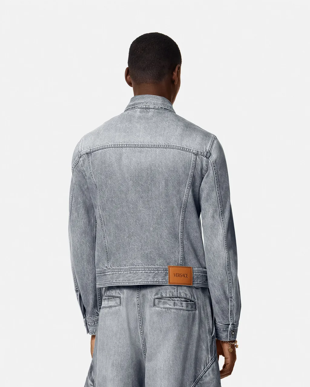 Medusa Head-Buttons Long-Sleeved Denim Jacket