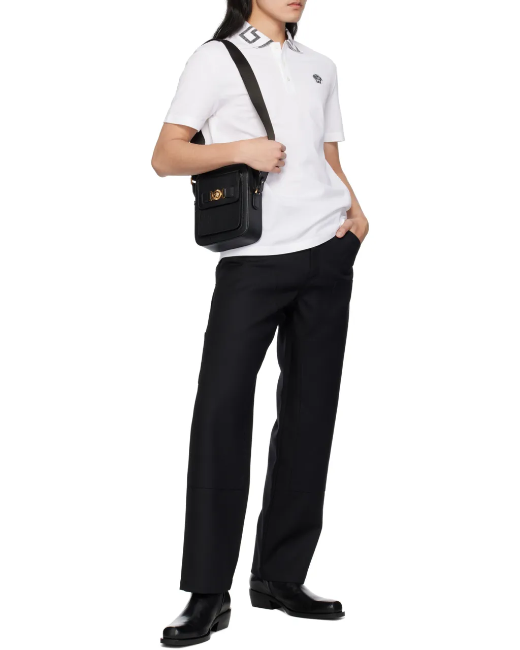Medusa-Plaque Zipped Shoulder Bag