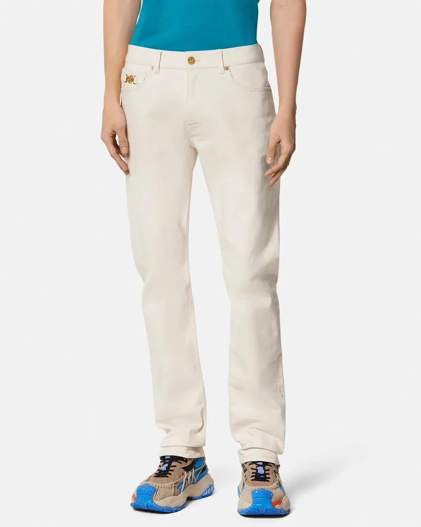 Logo-Patch Tapered Leg Jeans