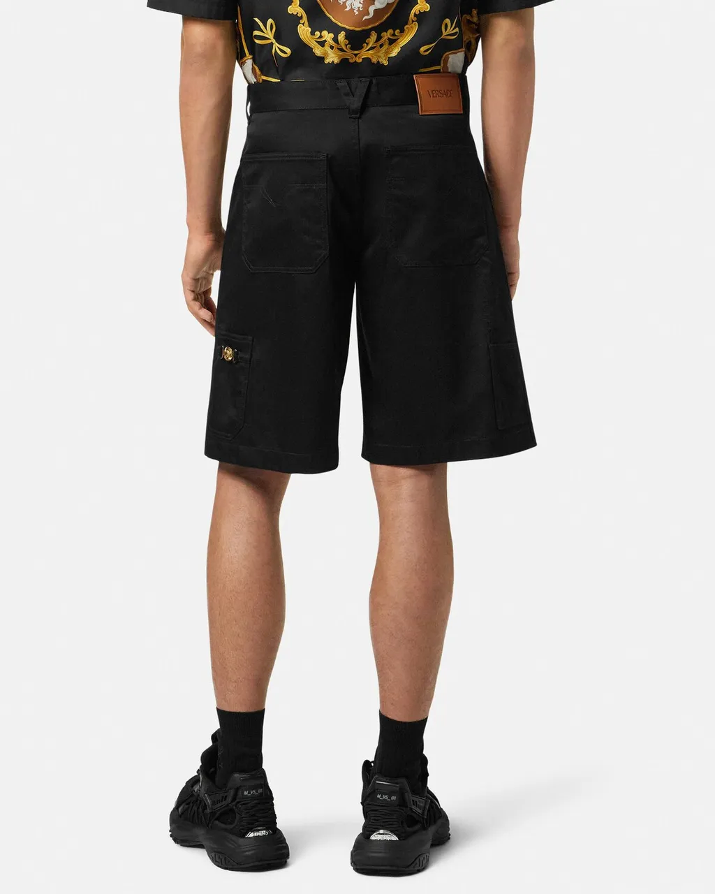Logo-Patch Knee-Length Shorts