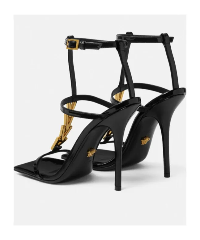 V2025 Chain Square-Toe Sandals