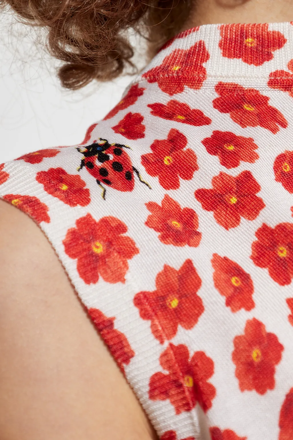 Floral Motif Sleeveless Top