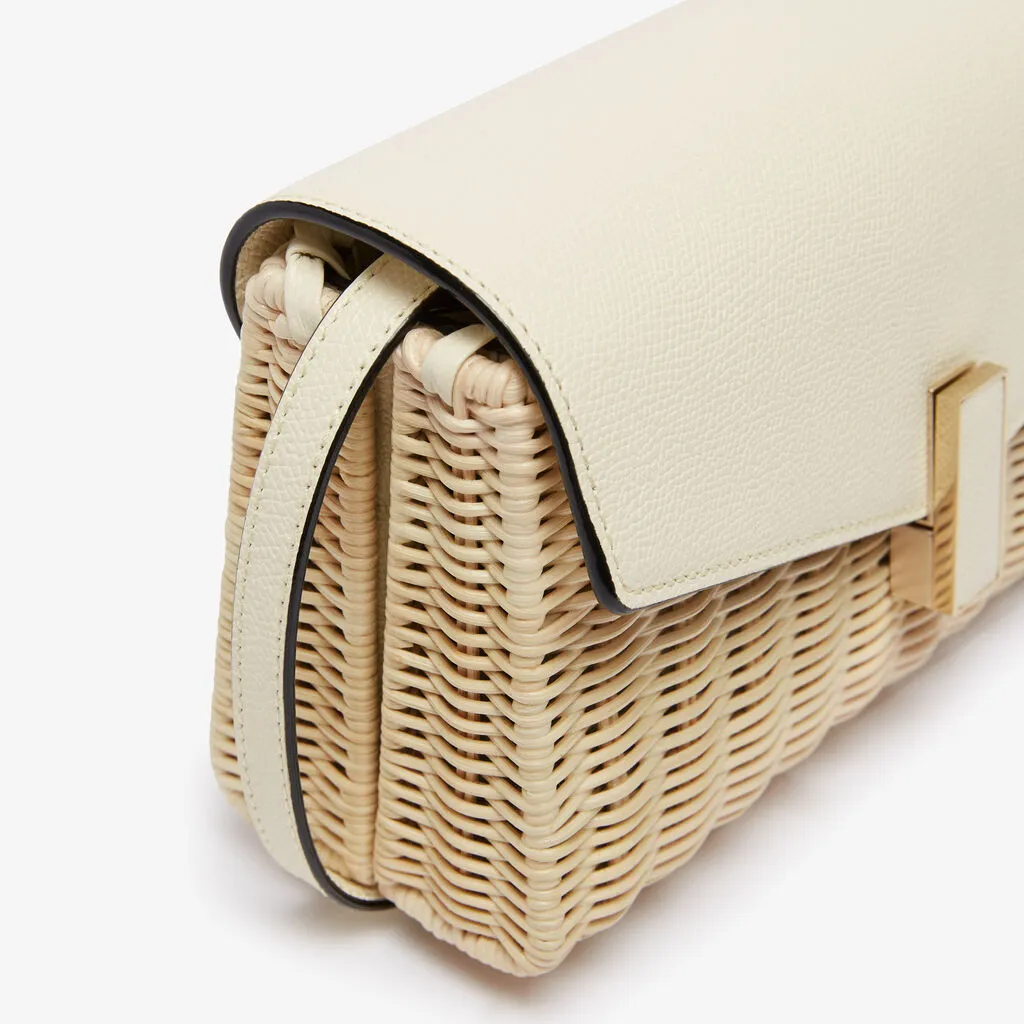 Iside Wicker Clutch