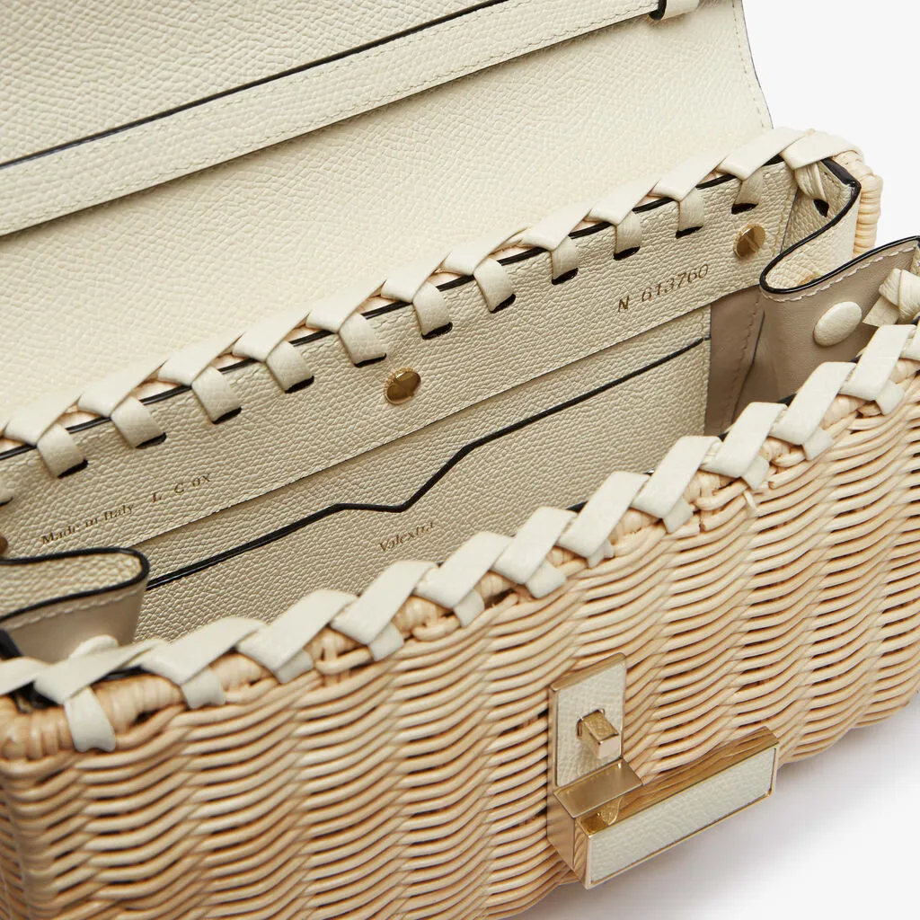 Iside Wicker Clutch