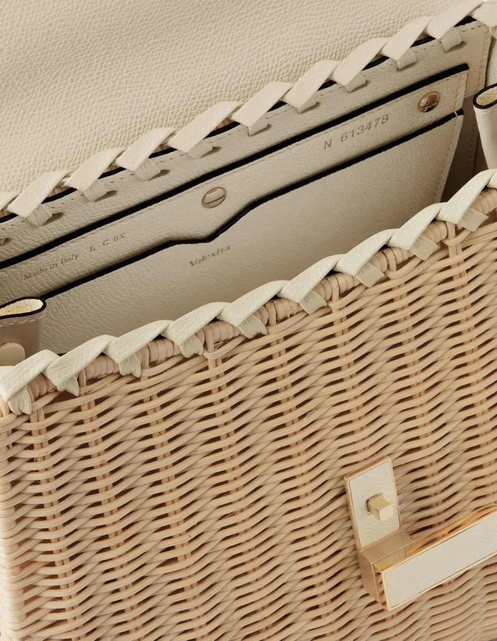 Iside Wicker Top Handle Medium Bag