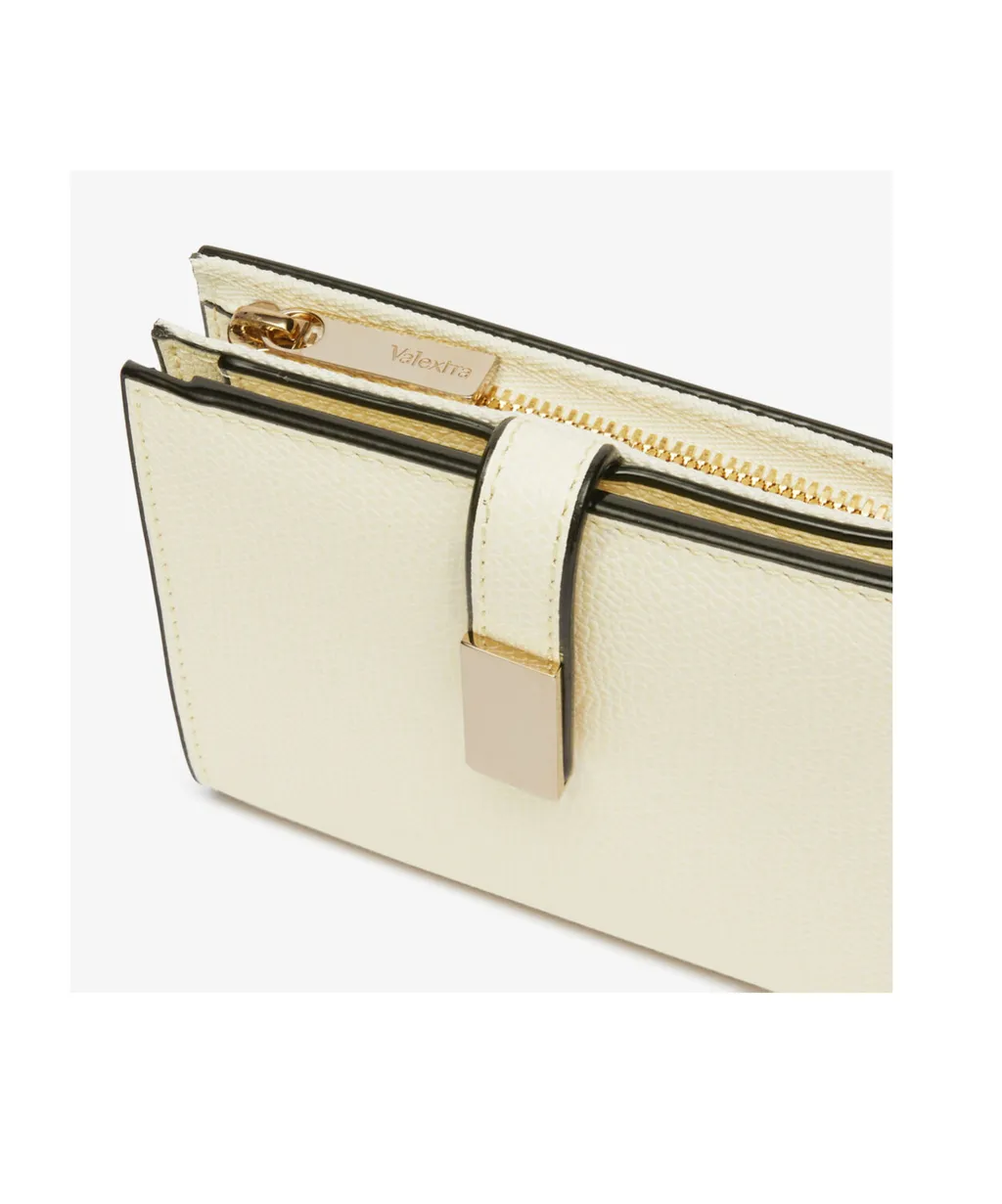 Bi-Fold Leather Wallet