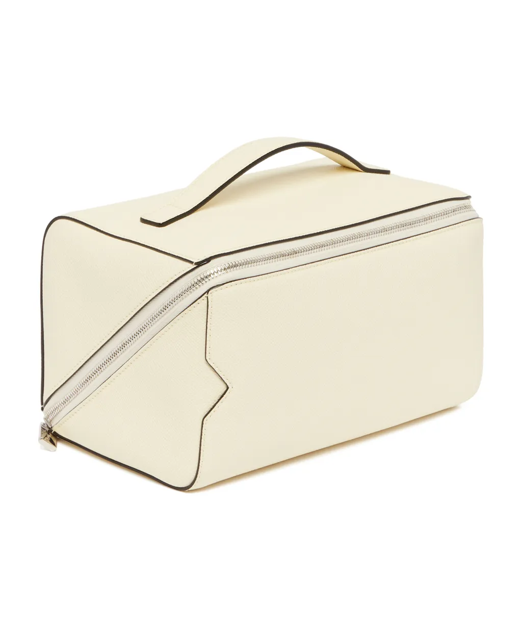 V-Shaped Washing Bag