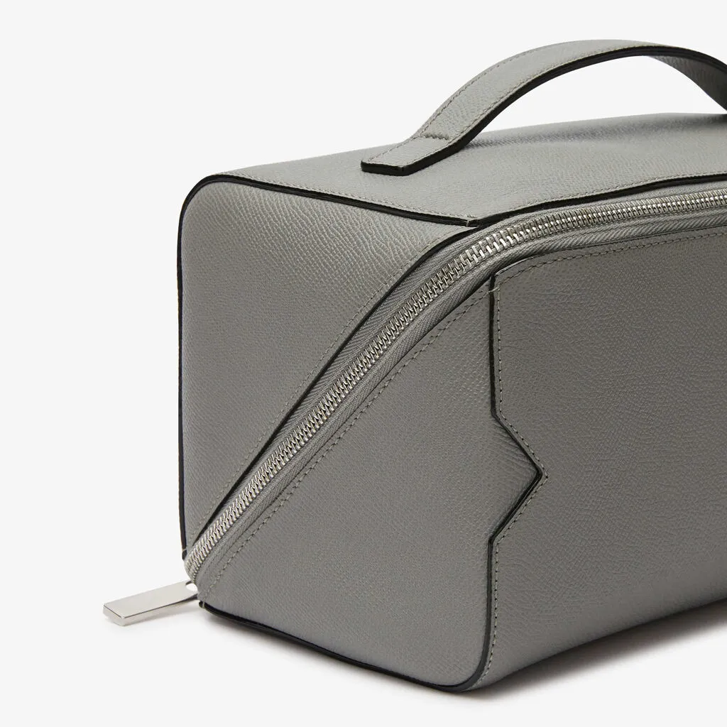 V-Shaped Washing Bag