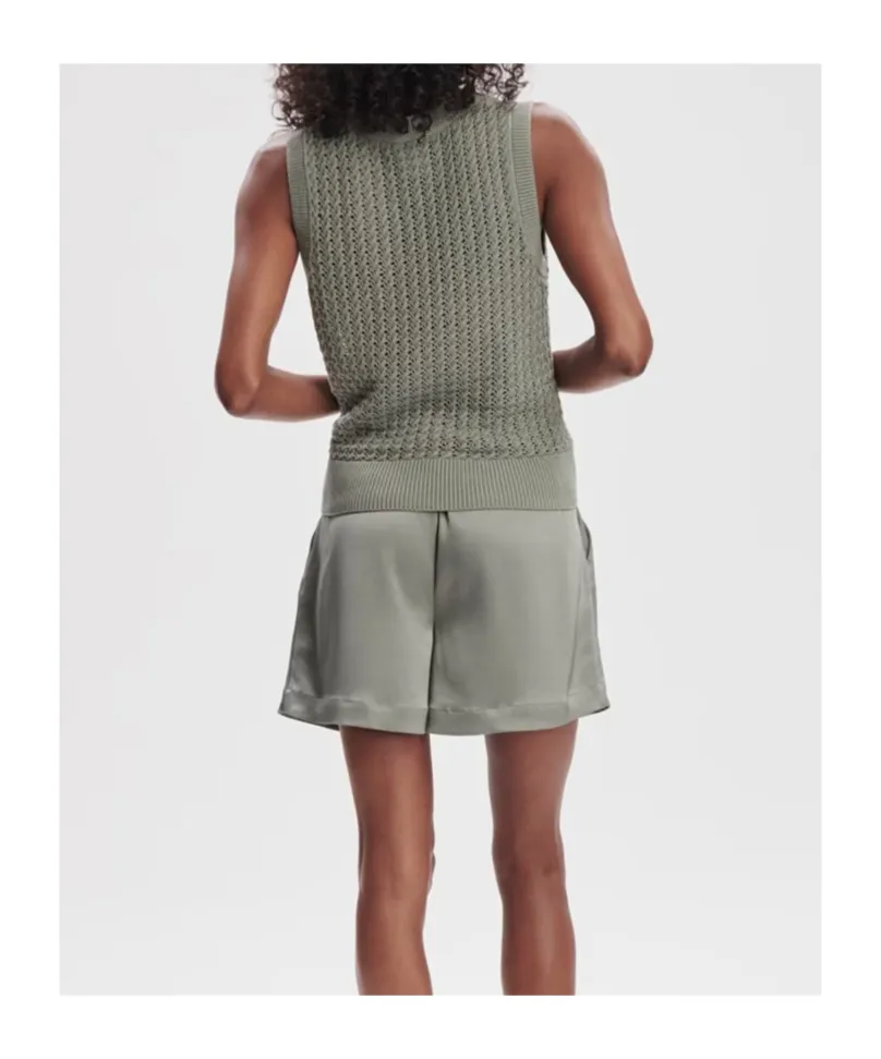 Ferns Tank