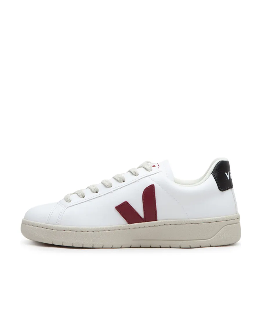 Low-Cut Casual Sneakers