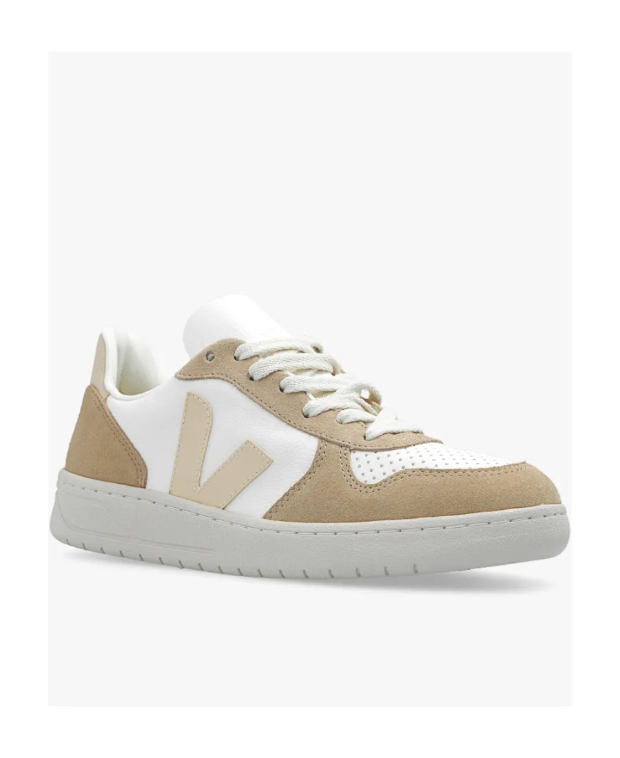V10 Chromefree Low-Top Sneakers