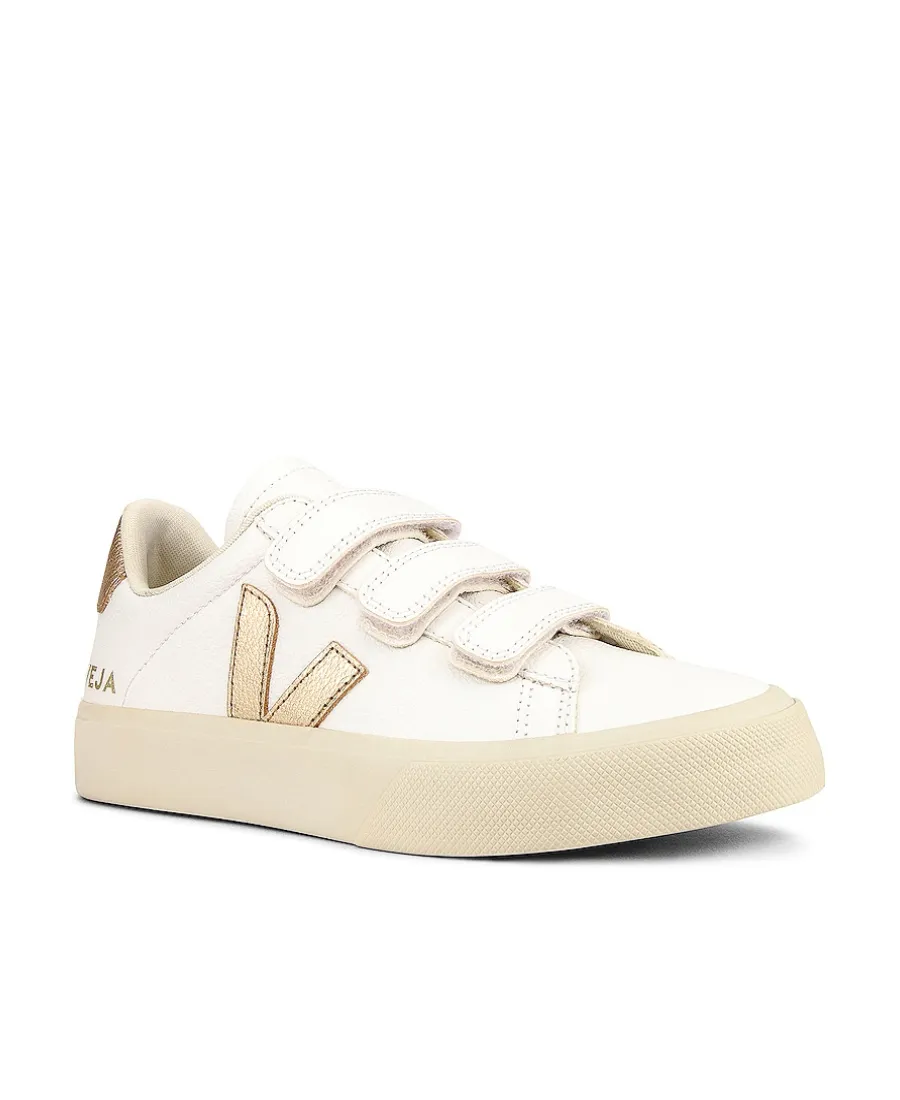 Recife Low-Top Sneakers