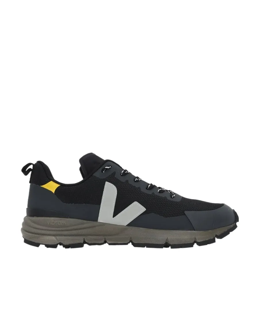 Logo Sports Shoes