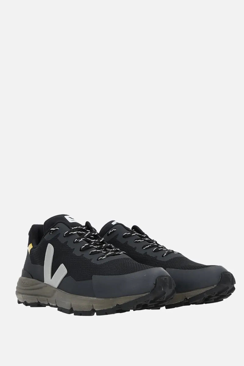 Logo Sports Shoes