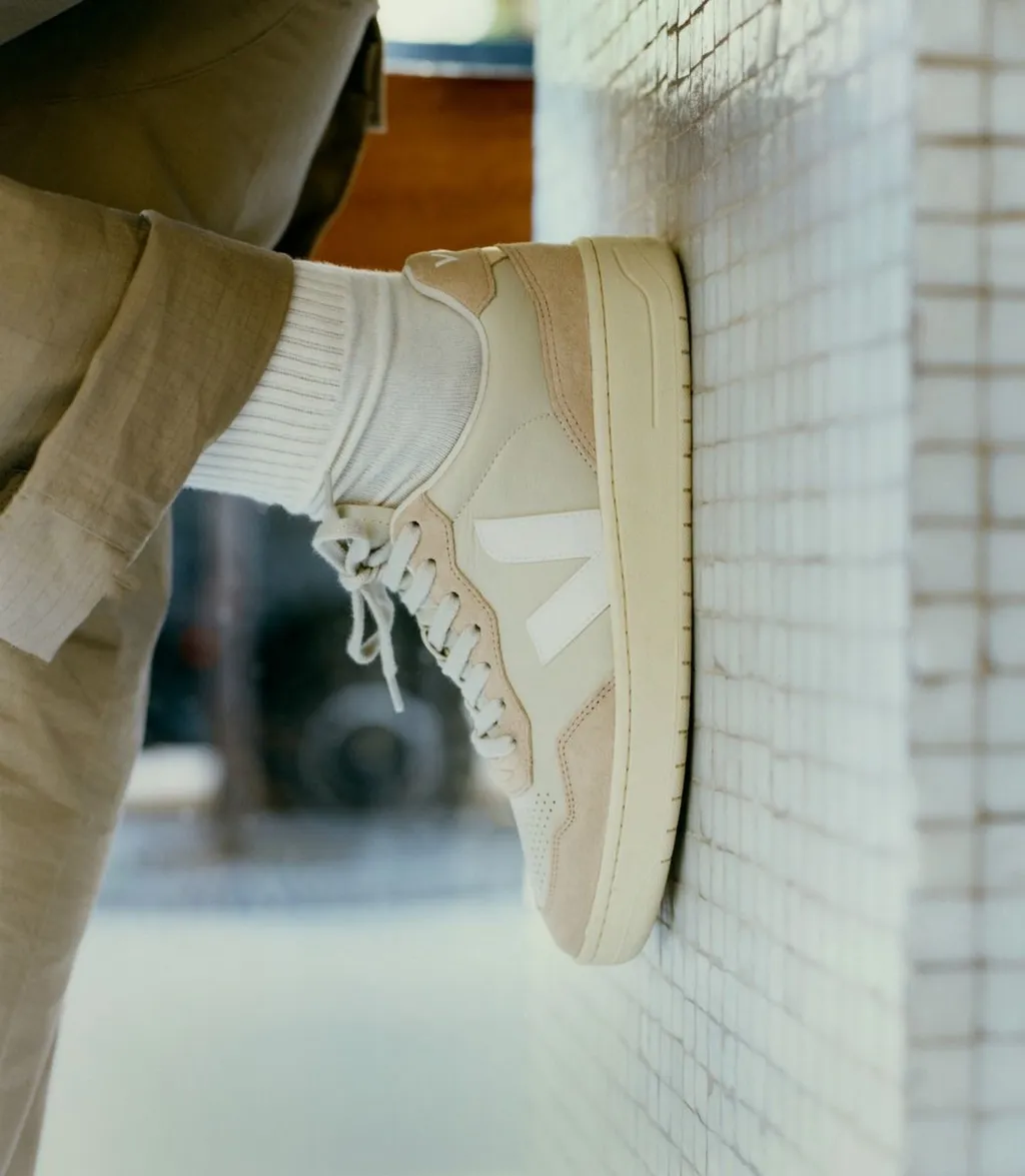 V-90 Low-Top Lace-Up Sneakers